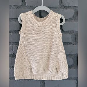 Old Navy knit sweater vest kids size 2t